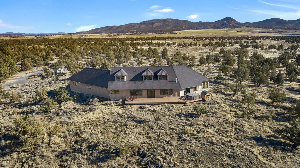 11039 Sw Ranch Road, Powell Butte