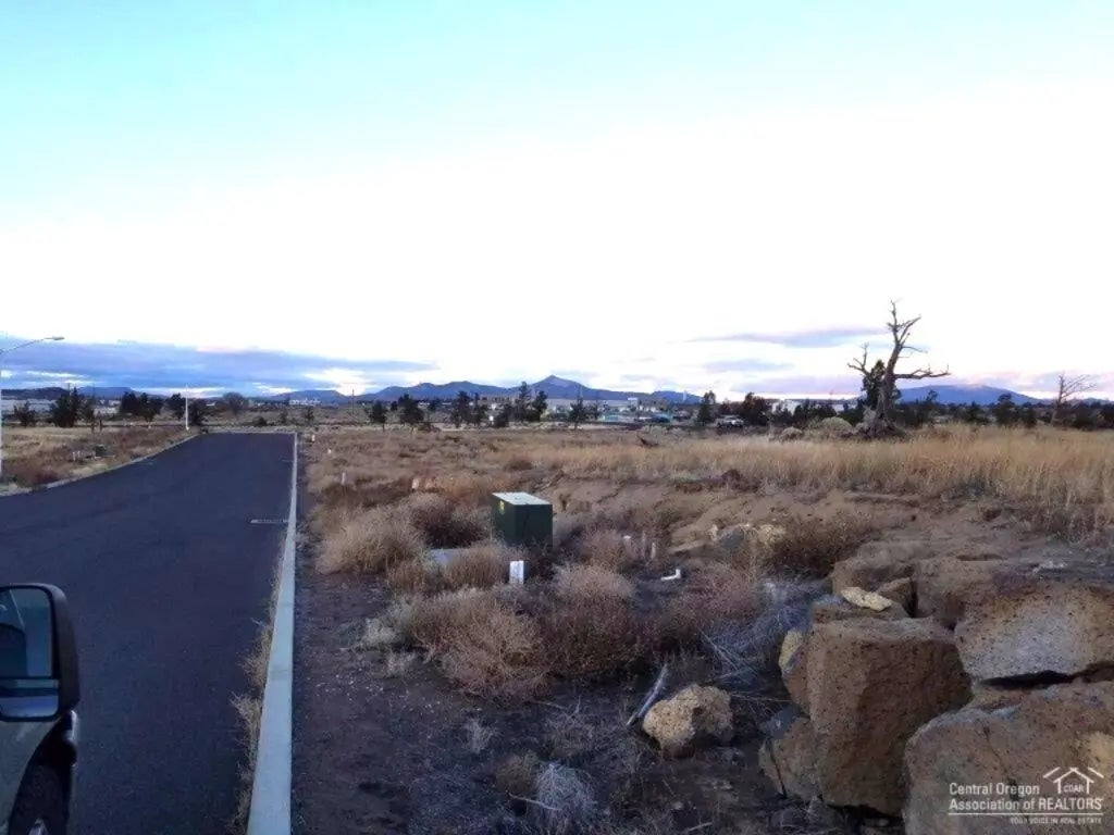 375 Se 8th Street, Redmond