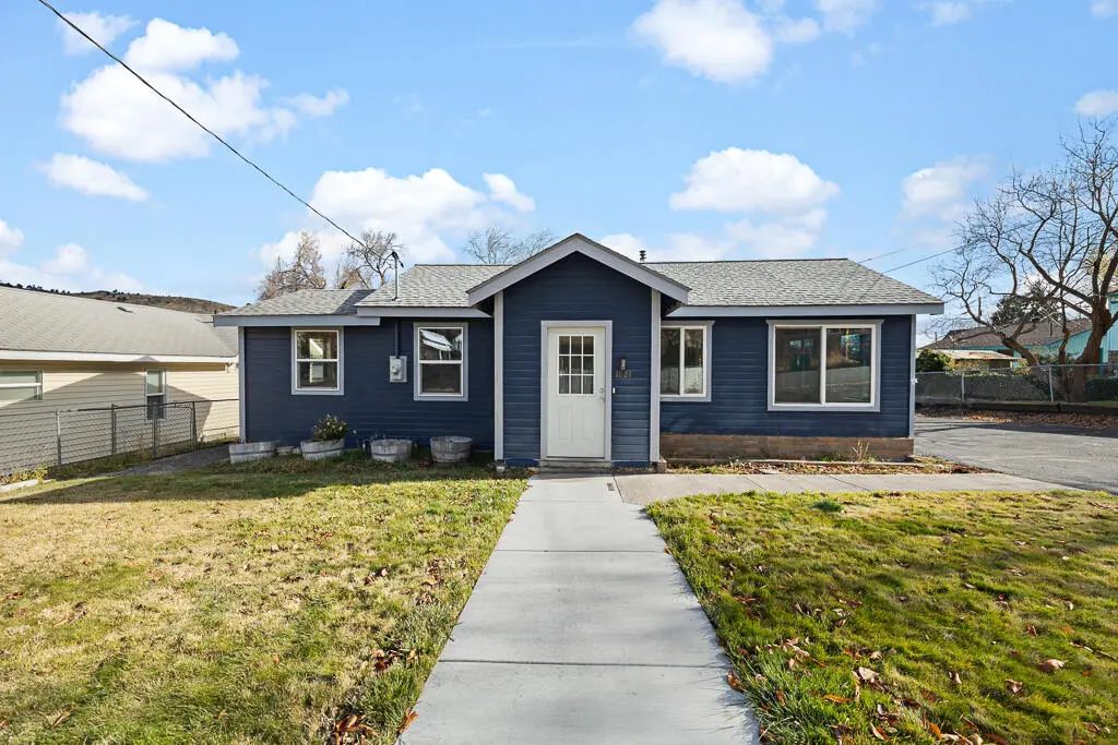 1821 Lancaster Avenue, Klamath Falls