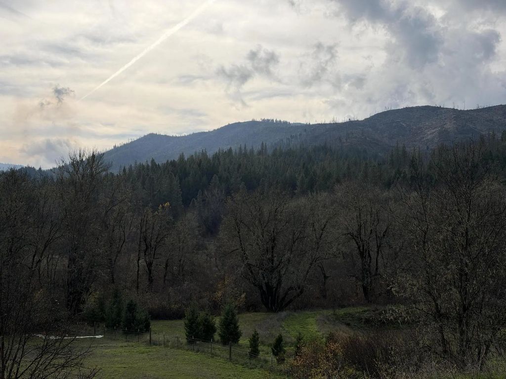 0 E Evans Creek Road 10149540, White City