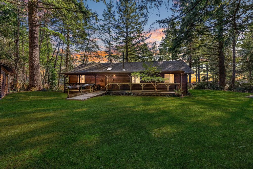 96120 Cape Ferrelo Road, Brookings