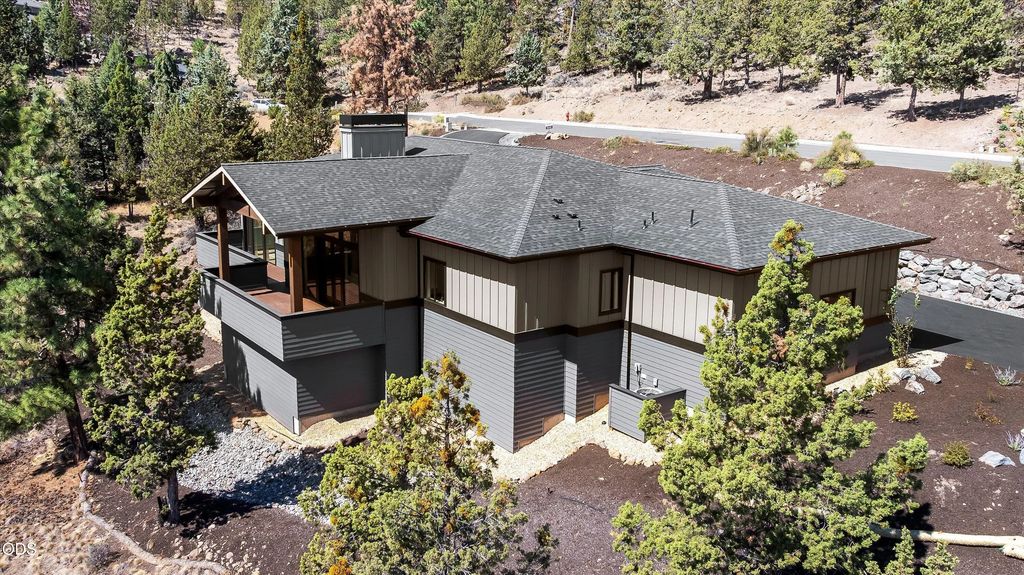 2850 Nw Lucus Court, Bend