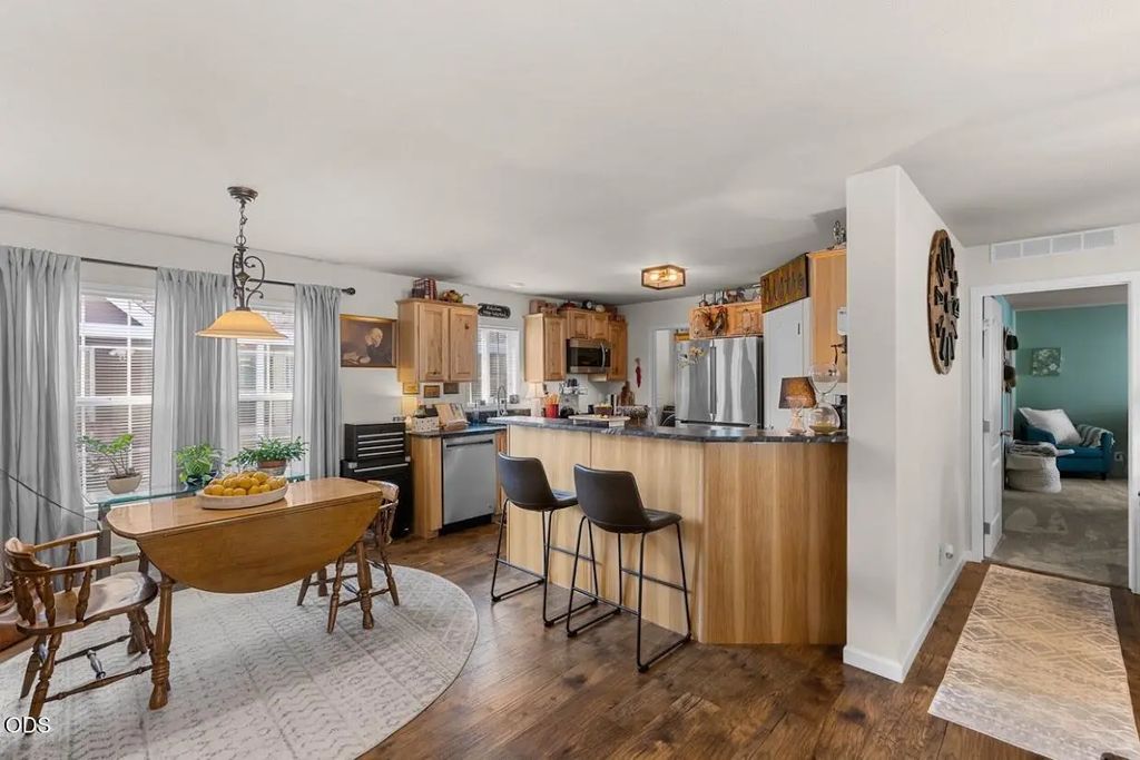10 E South Stage Road Spc 305, Medford