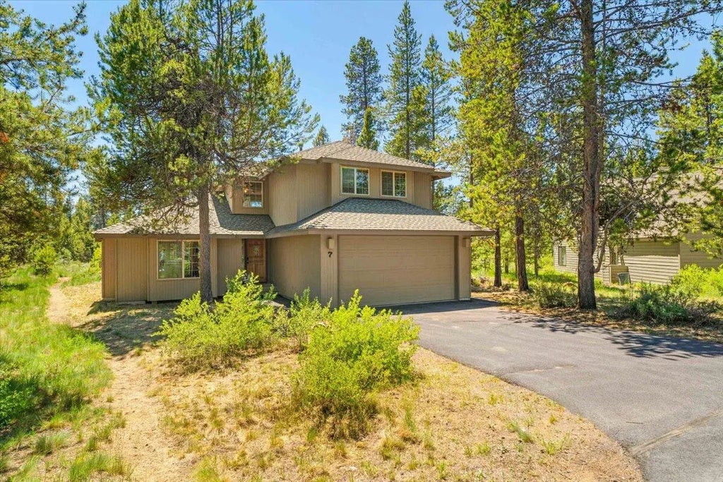 57785 Mt Rainier Lane 7, Sunriver