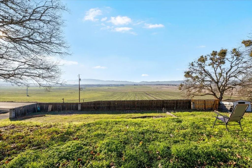 5942 Foothill Road, Central Point