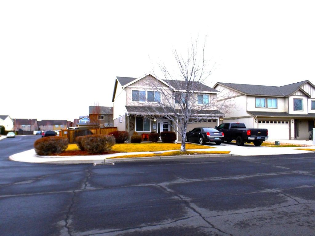 2885 Sw Juniper Avenue, Redmond