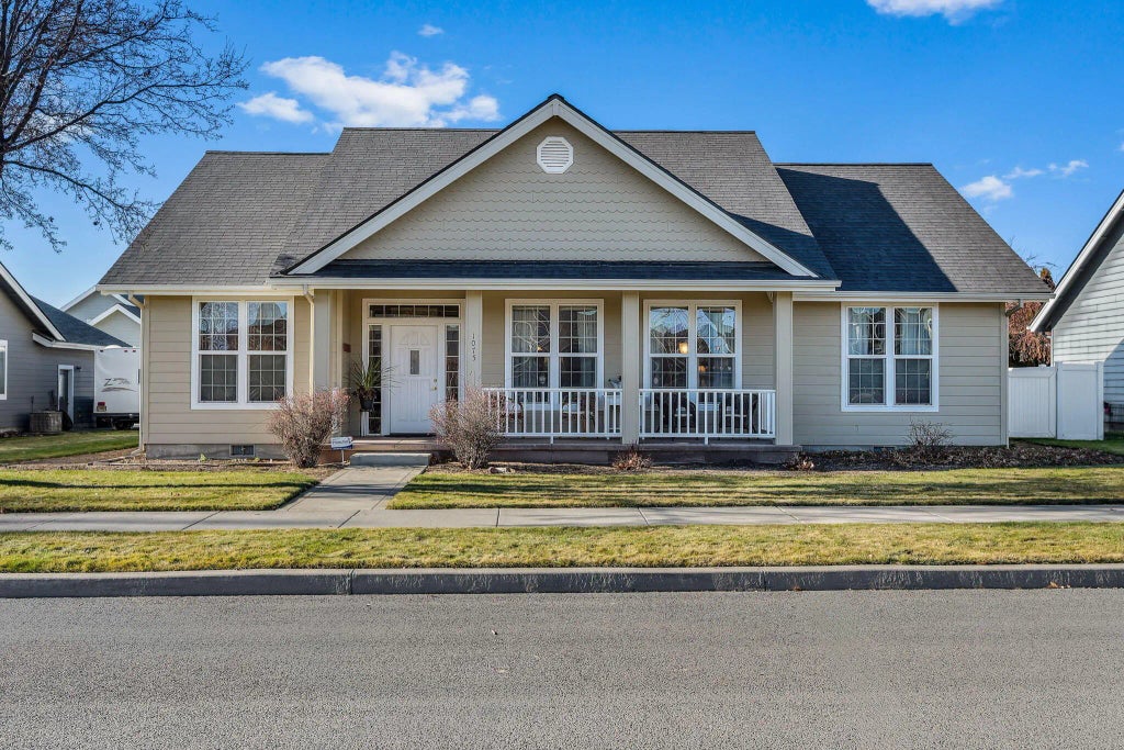 1075 Ne Hudspeth Lane, Prineville