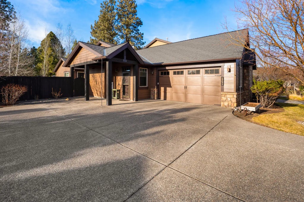 60291 Addie Triplett Loop, Bend