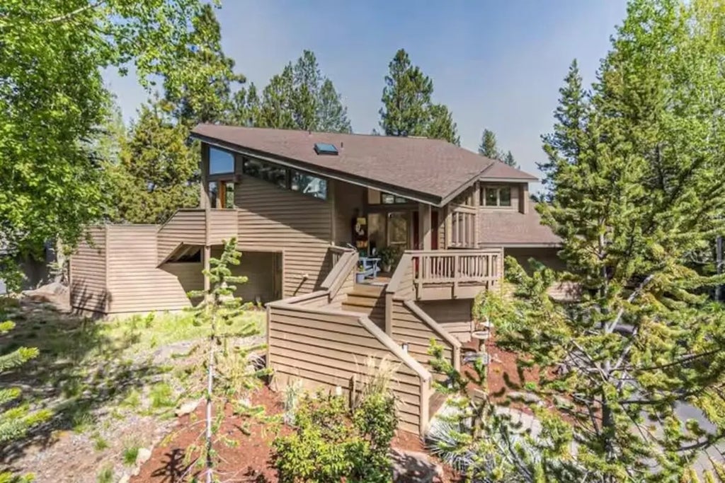 17926 Playoff Lane 3, Sunriver