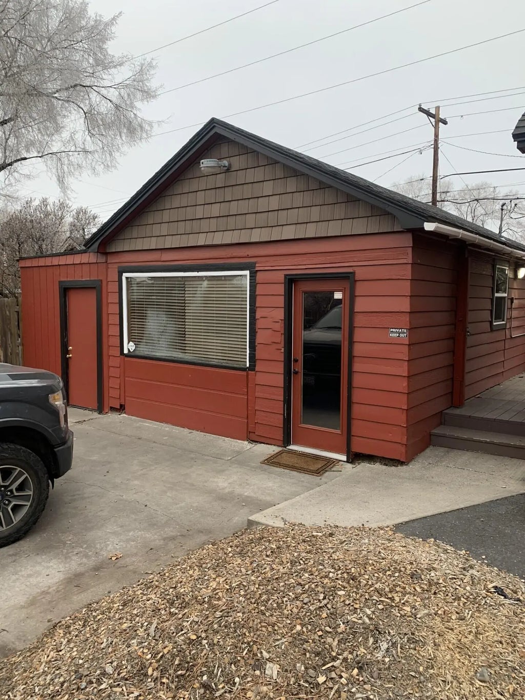 1427 Sw Highland Avenue B, Redmond