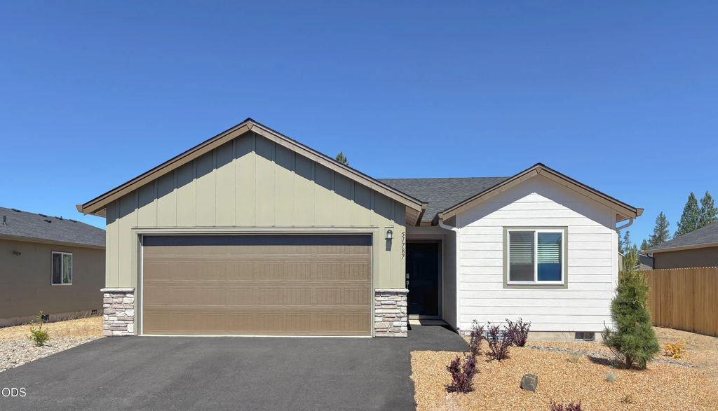 51787 Jubilee Pine Dr, La Pine