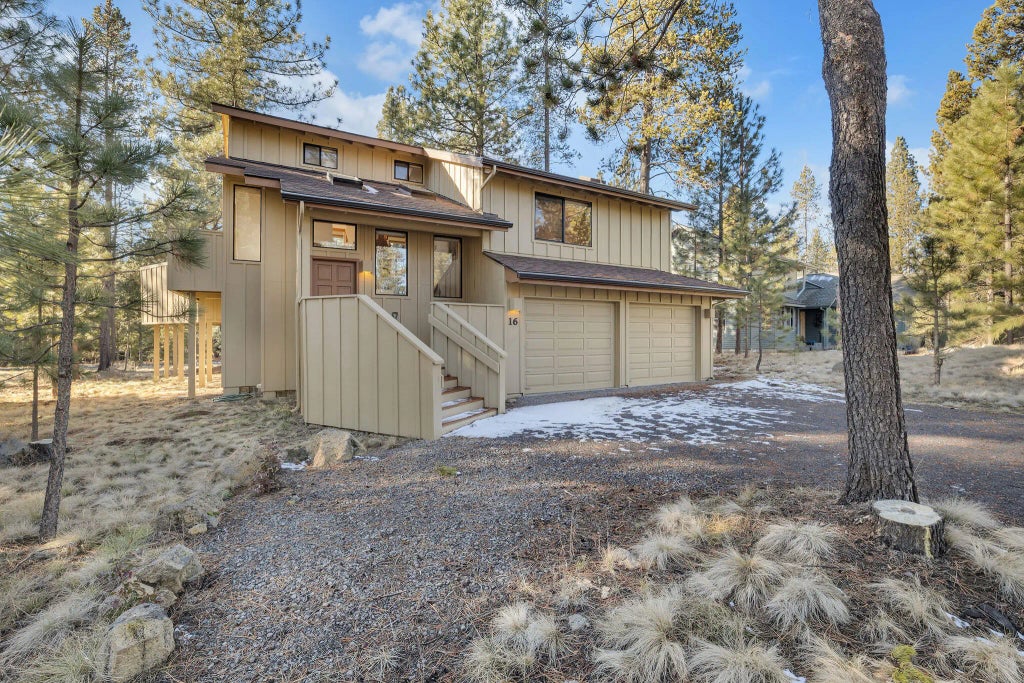58035 Kinglet Road #16, Sunriver