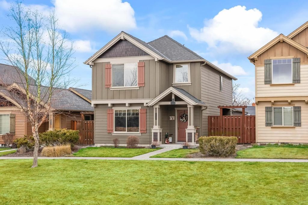1288 Ne Littleton Lane, Prineville