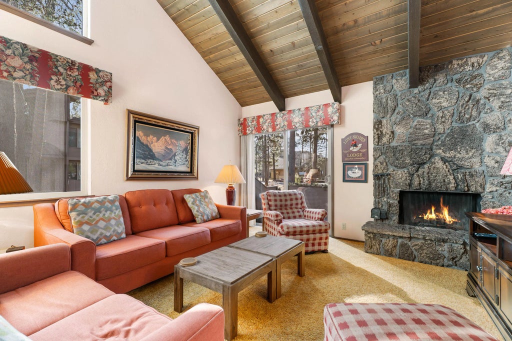 57057 Tennis Village Lane, Sunriver