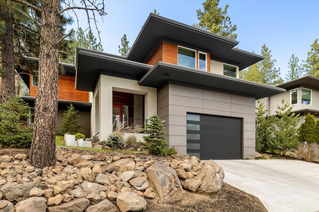 19504 Sw Century Drive, Bend