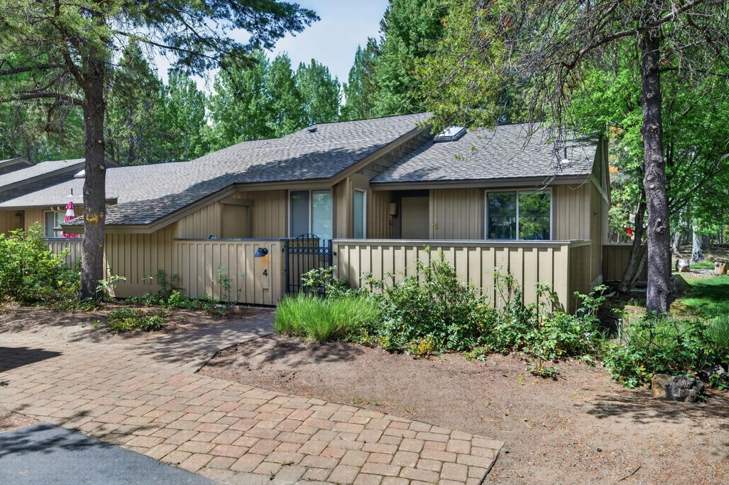 57335 Lake Aspen Lane 4, Sunriver