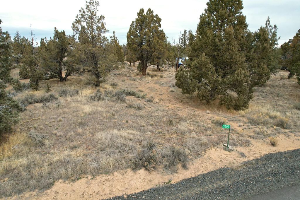 3597 Se Cherokee Road, Prineville