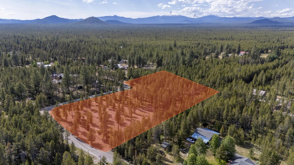 17168 Helbrock Drive 1-4, Bend