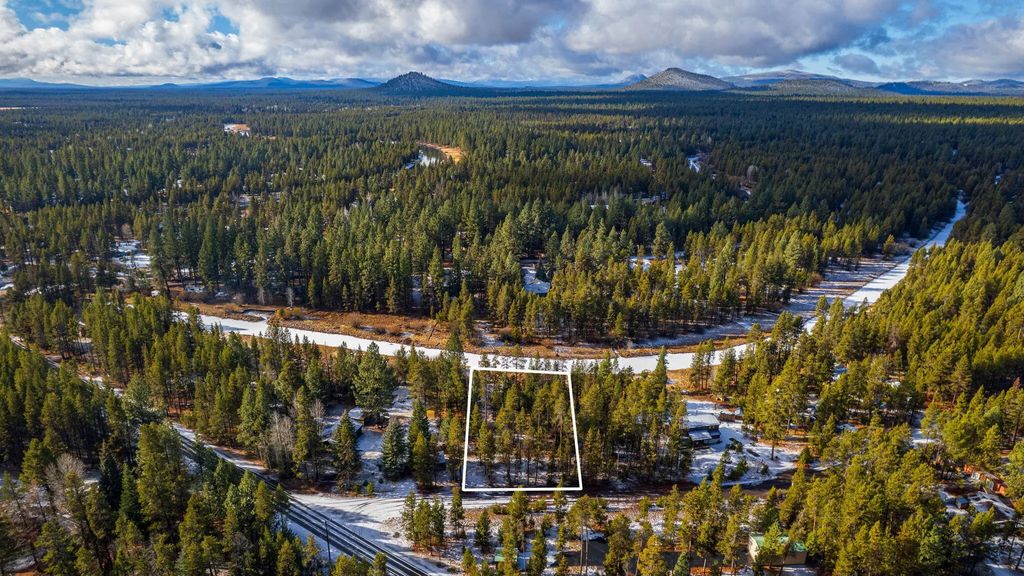 17219 Pasadena Road, Bend