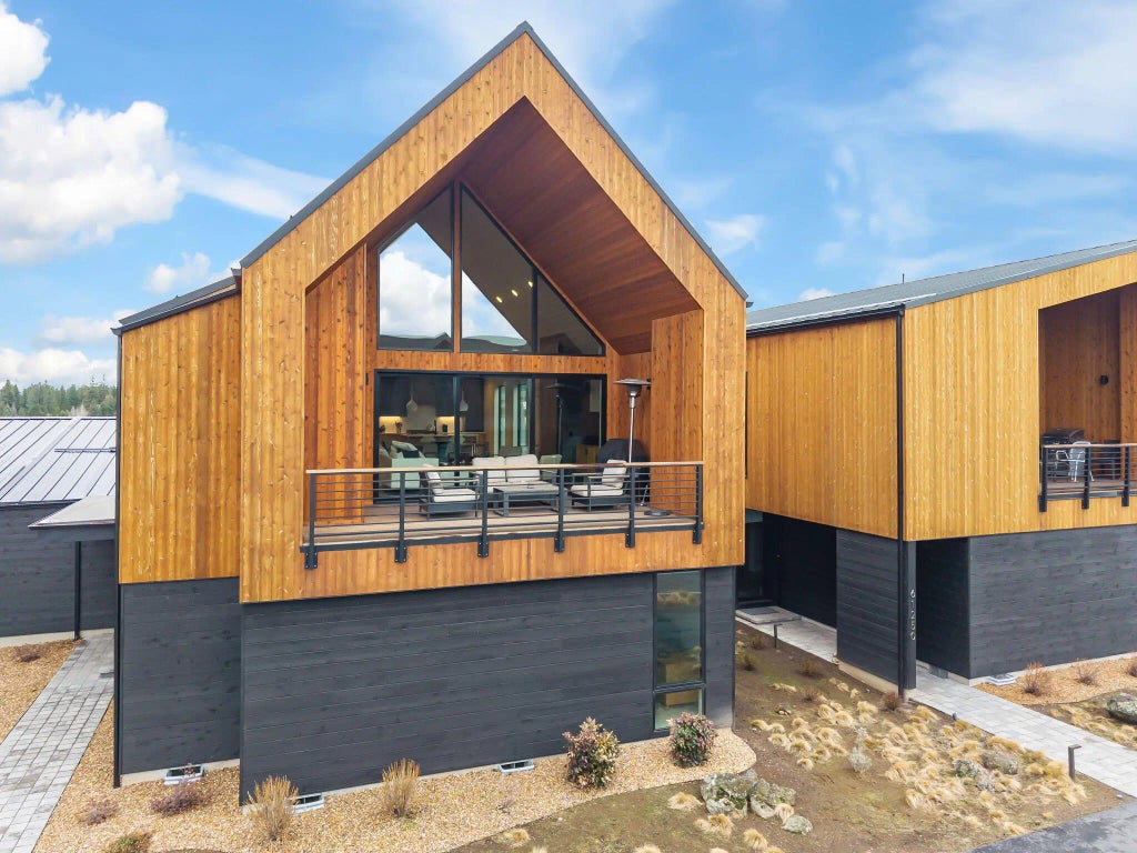 61254 Meeks Trail, Bend