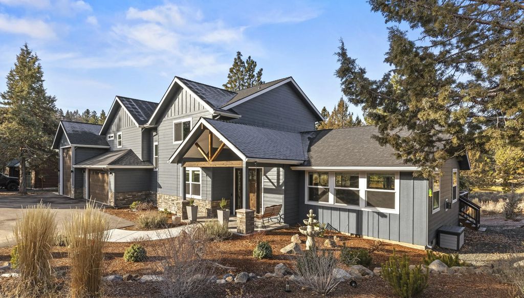 9536 Kestrel Road, Klamath Falls