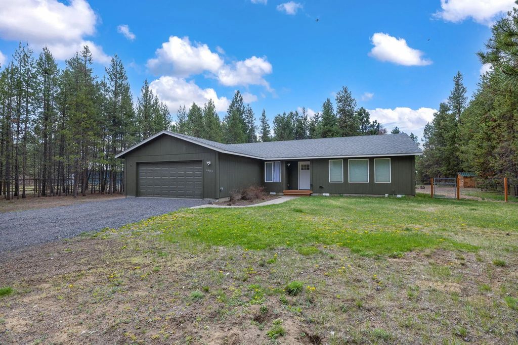 16053 Snowberry Lane, La Pine