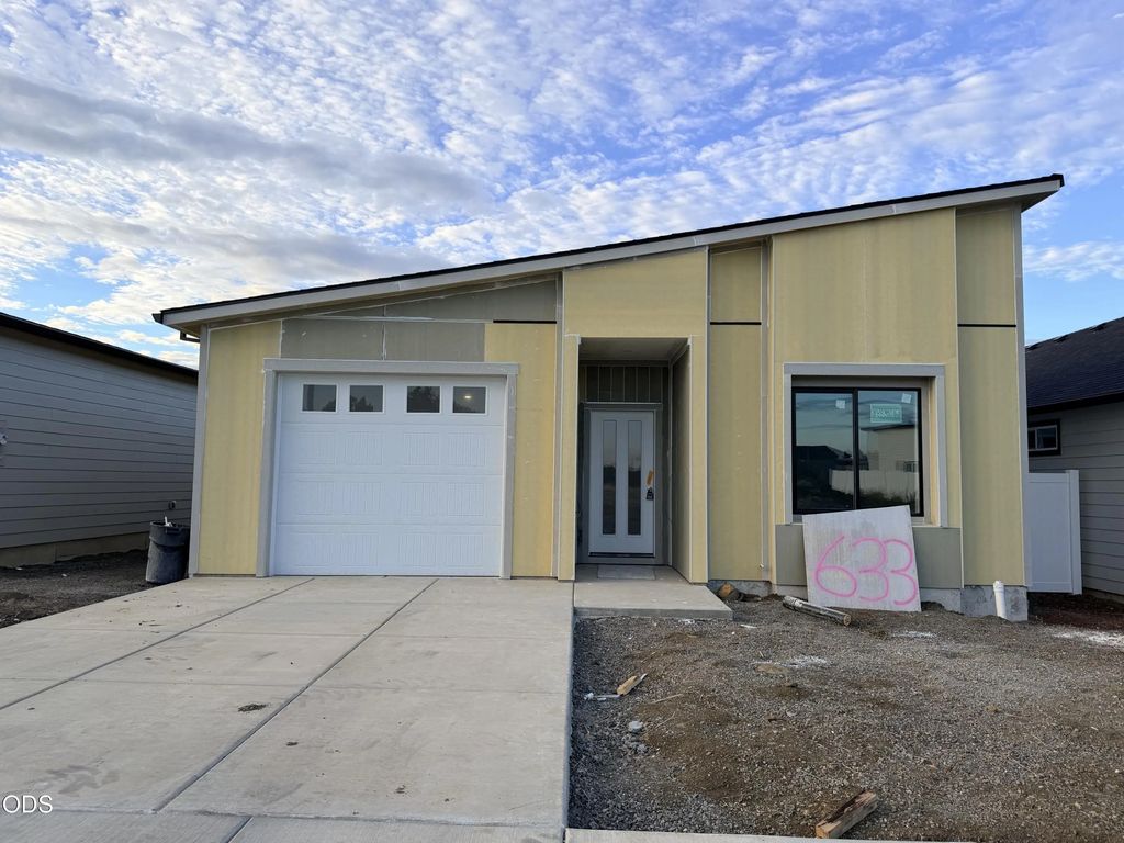 633 Terrazzo Way, Medford