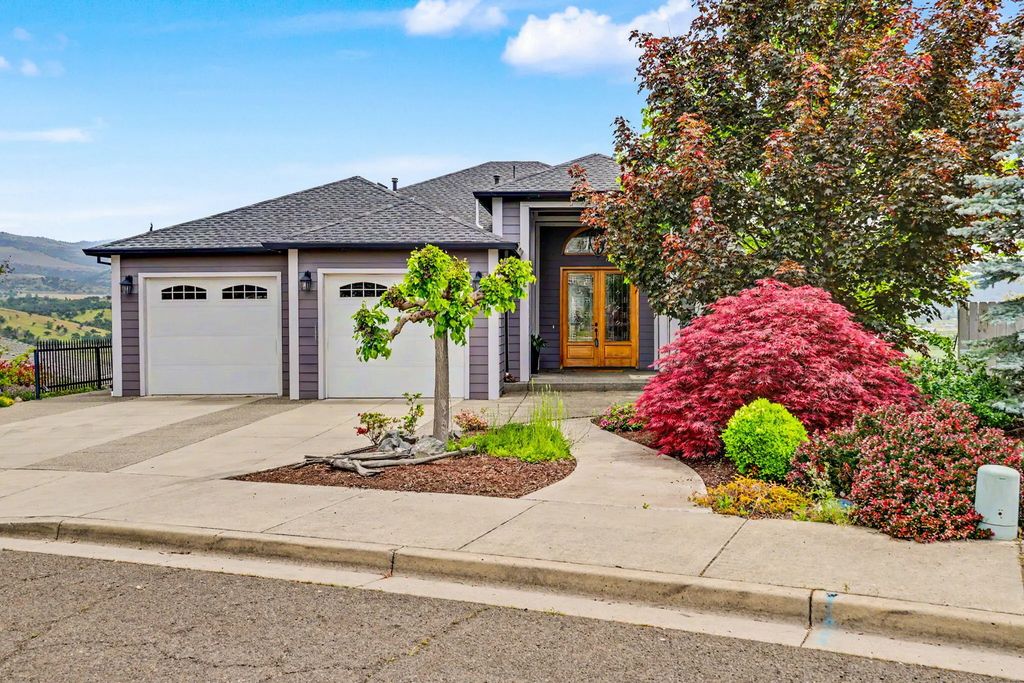 817 Amerman Drive, Phoenix