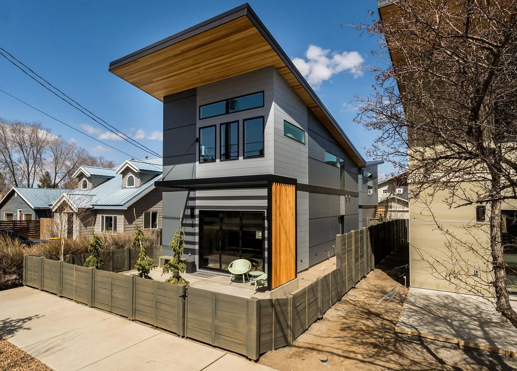 18 Sw Roosevelt Avenue 4, Bend