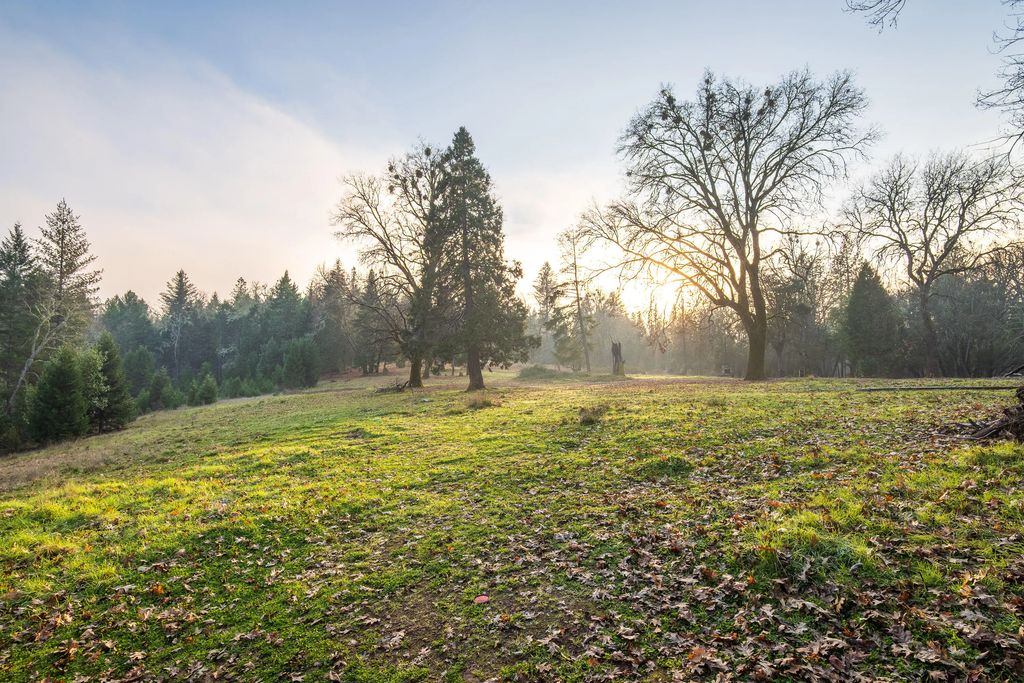 4401 Fish Hatchery Road, Grants Pass