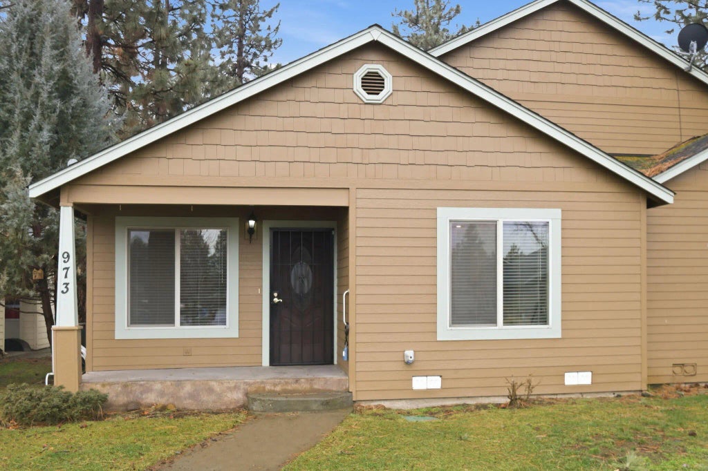 973 E Cascade Avenue, Sisters