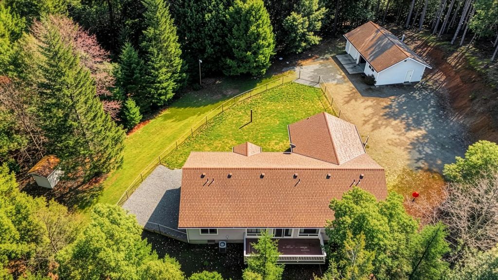 35255 Redwood Highway, O'Brien