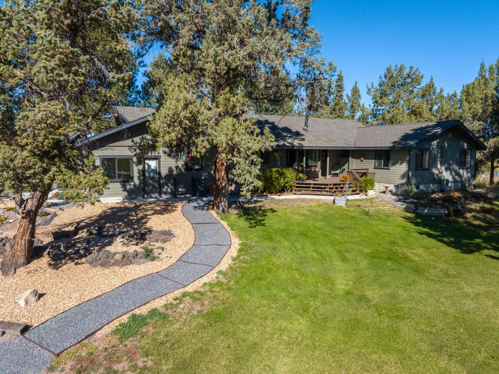 61212 Obernolte Road, Bend