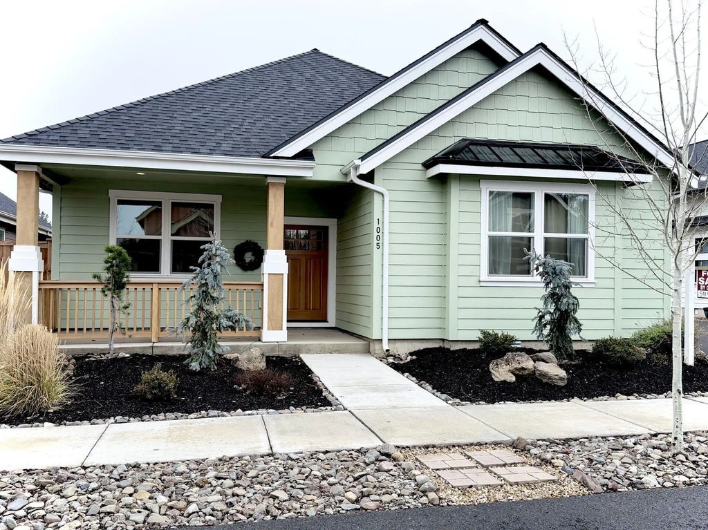 1005 E Horse Back Trail, Sisters