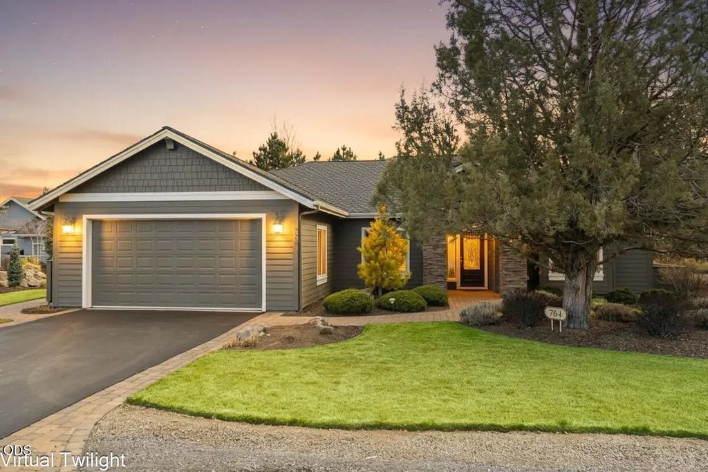 784 Ribbon Falls Road, Redmond