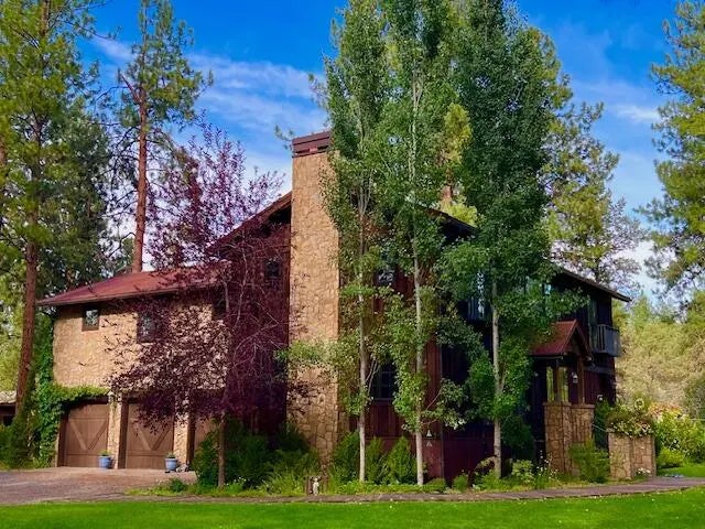 69960 Camp Polk Road, Sisters