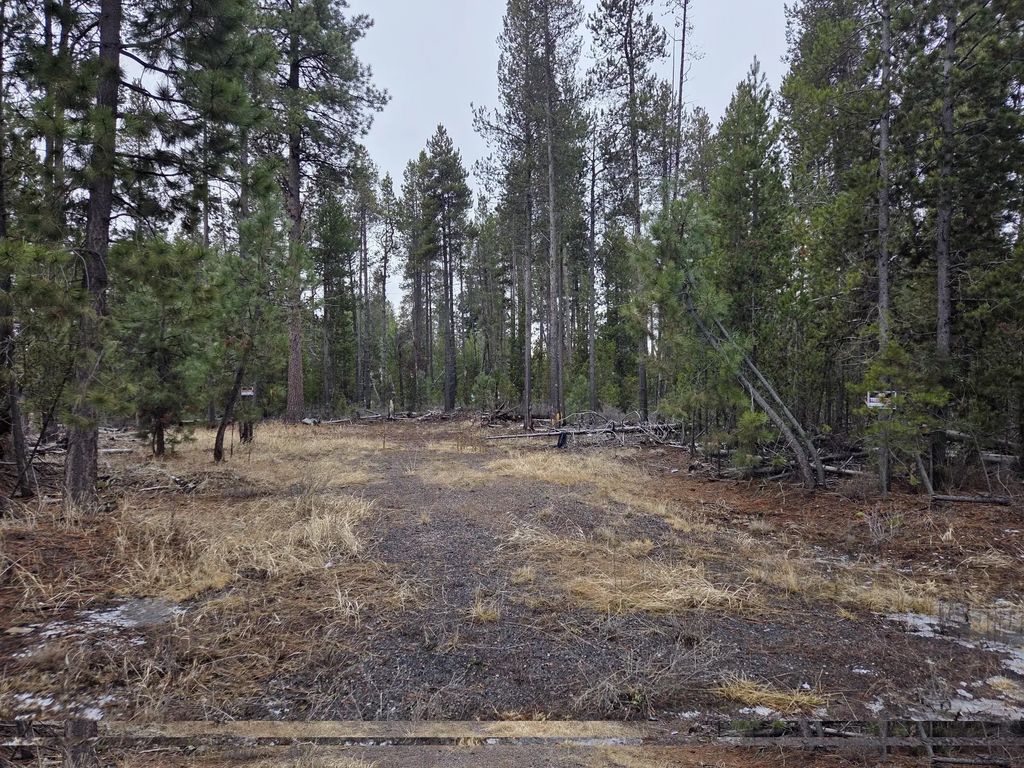 15627 Rim Drive, La Pine