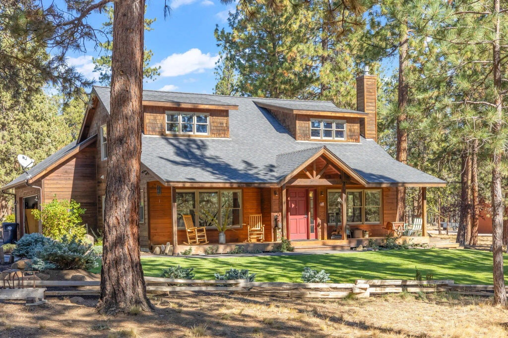 16514 Wren Lane, Sisters