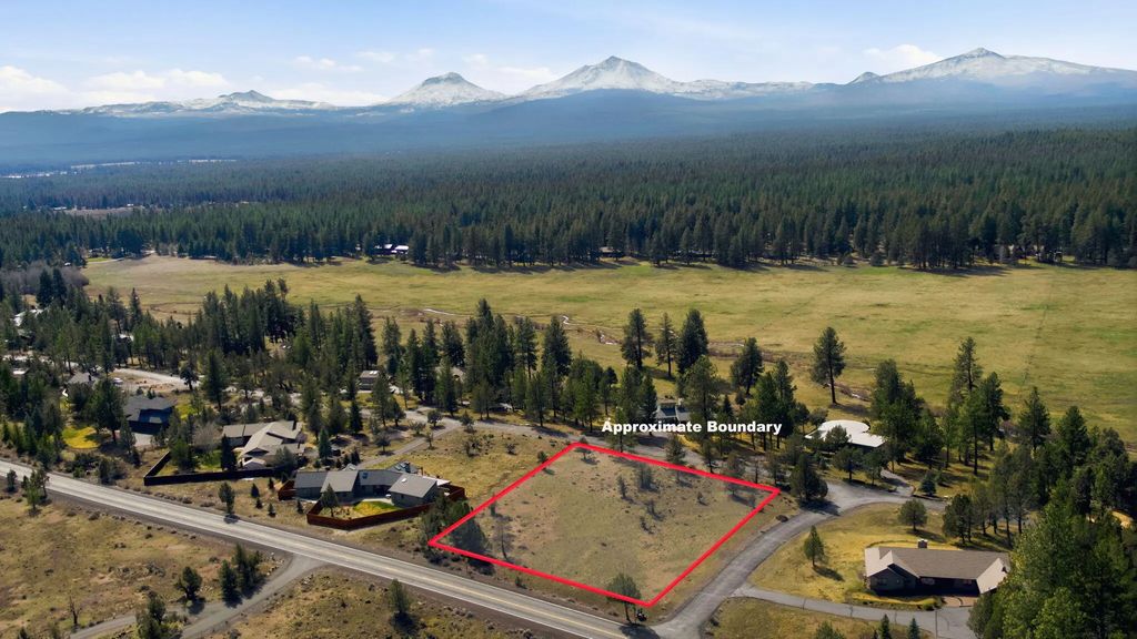70070 Meadow View Road, Sisters