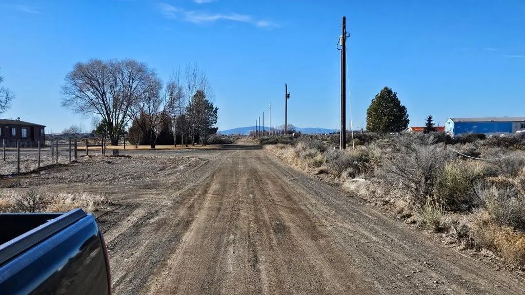 8500 Pinion Lane, Christmas Valley