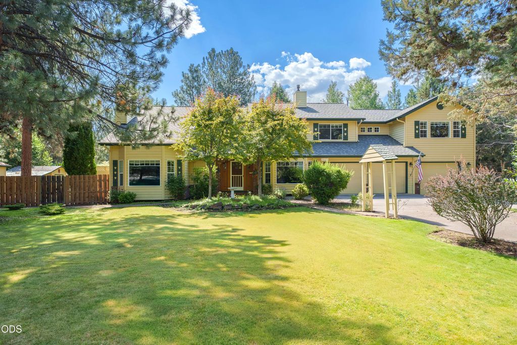 61288 King Saul Avenue, Bend