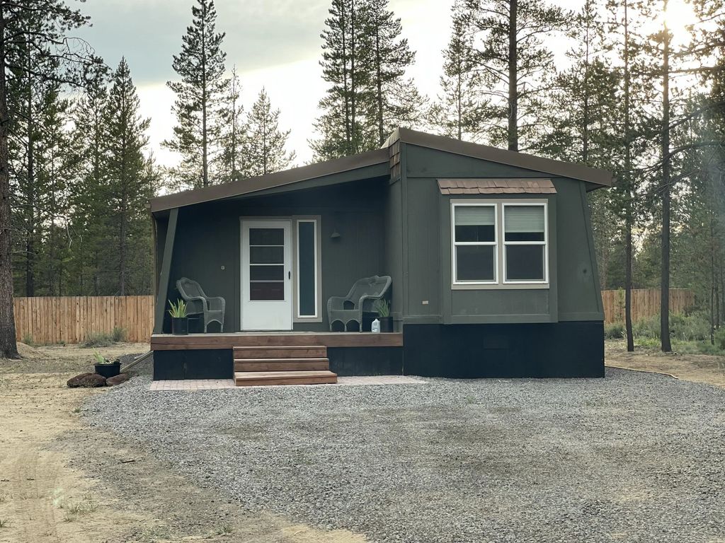52555 Pine Drive, La Pine