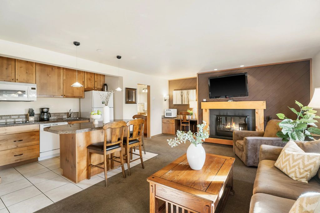 18575 Sw Century Drive 2125, Bend