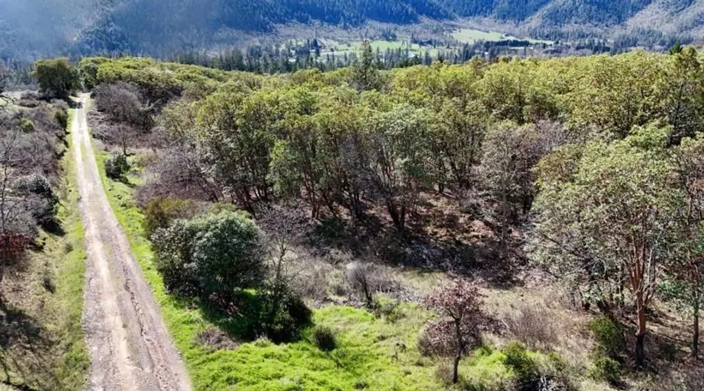 N Applegate Road, Grants Pass