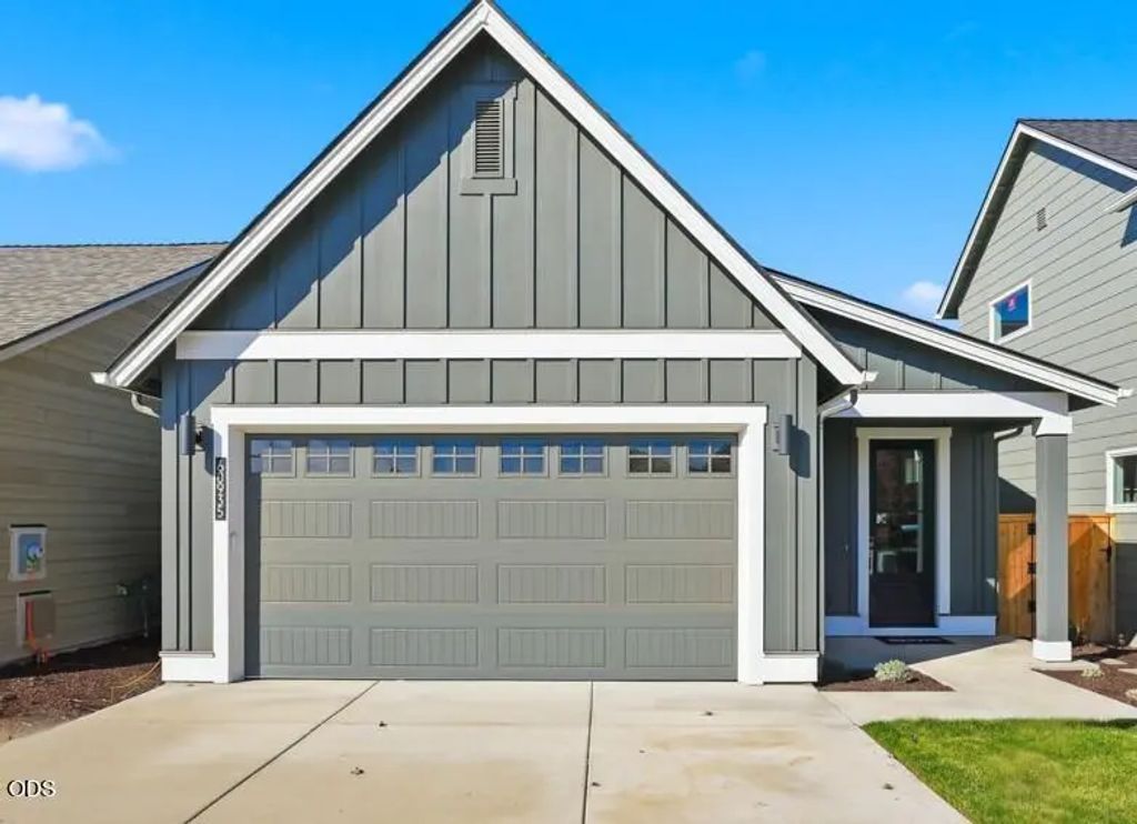 60935 Se Apollo Place, Bend