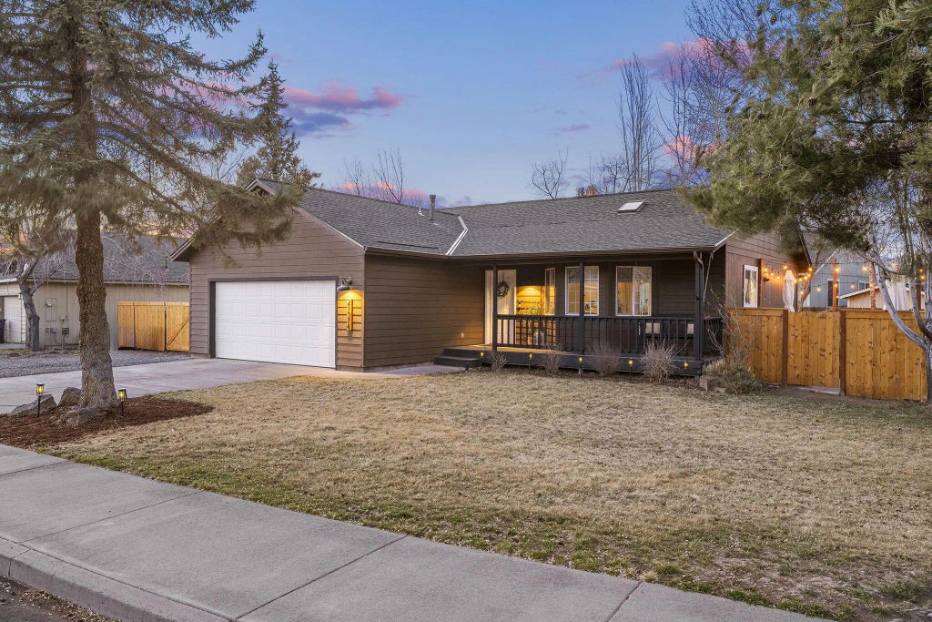 21374 Starling Drive, Bend