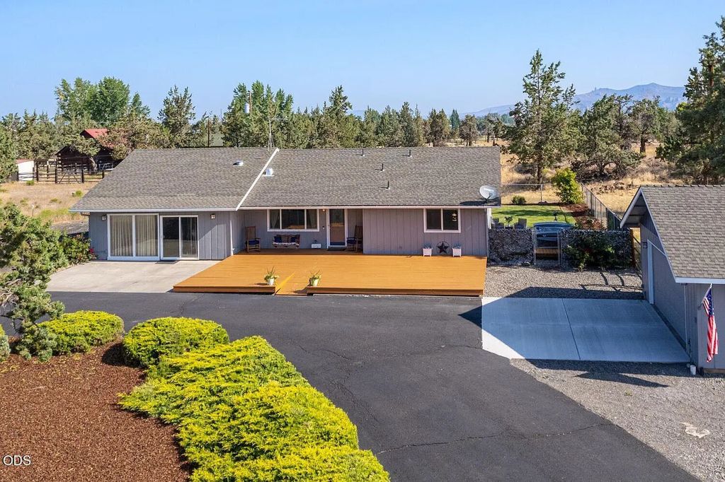 1923 Ne Upas Avenue, Redmond