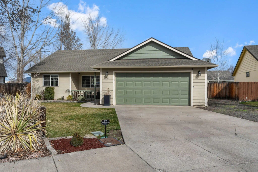 655 Ne Fieldstone Lane, Prineville