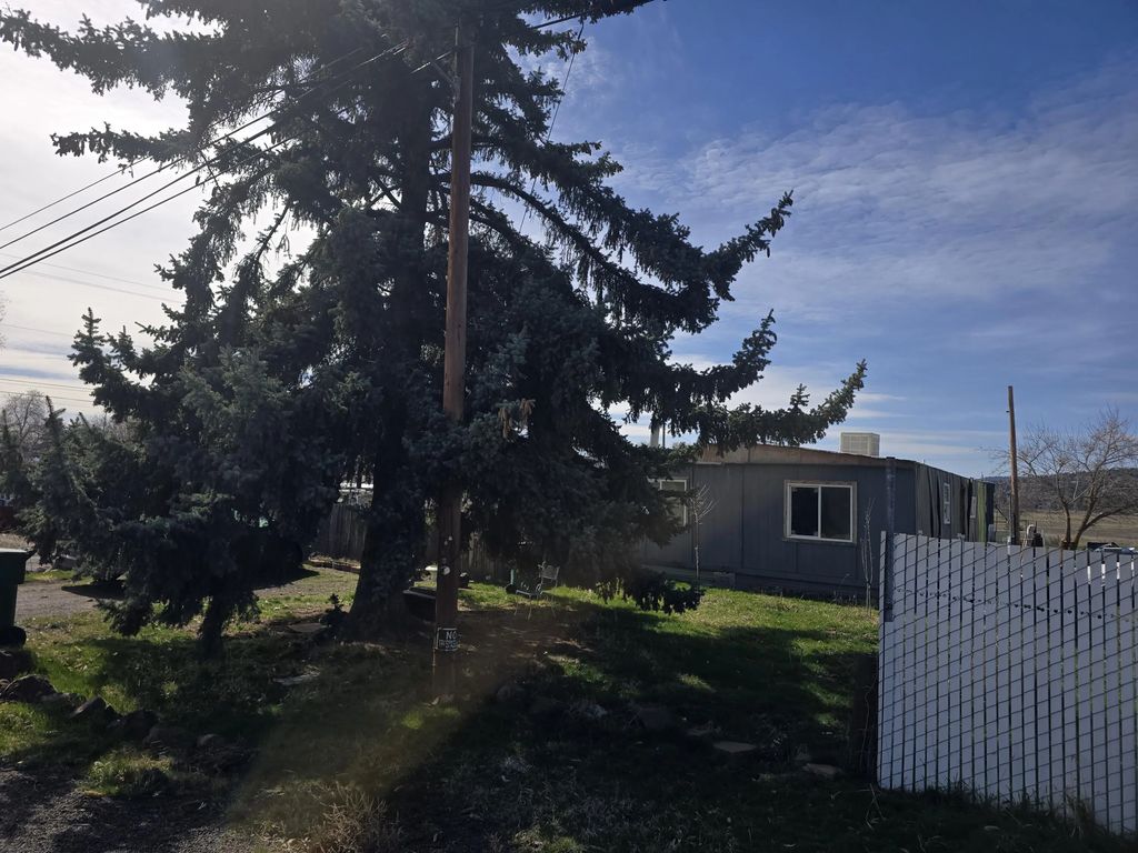 4890 Weyerhaeuser Road, Klamath Falls