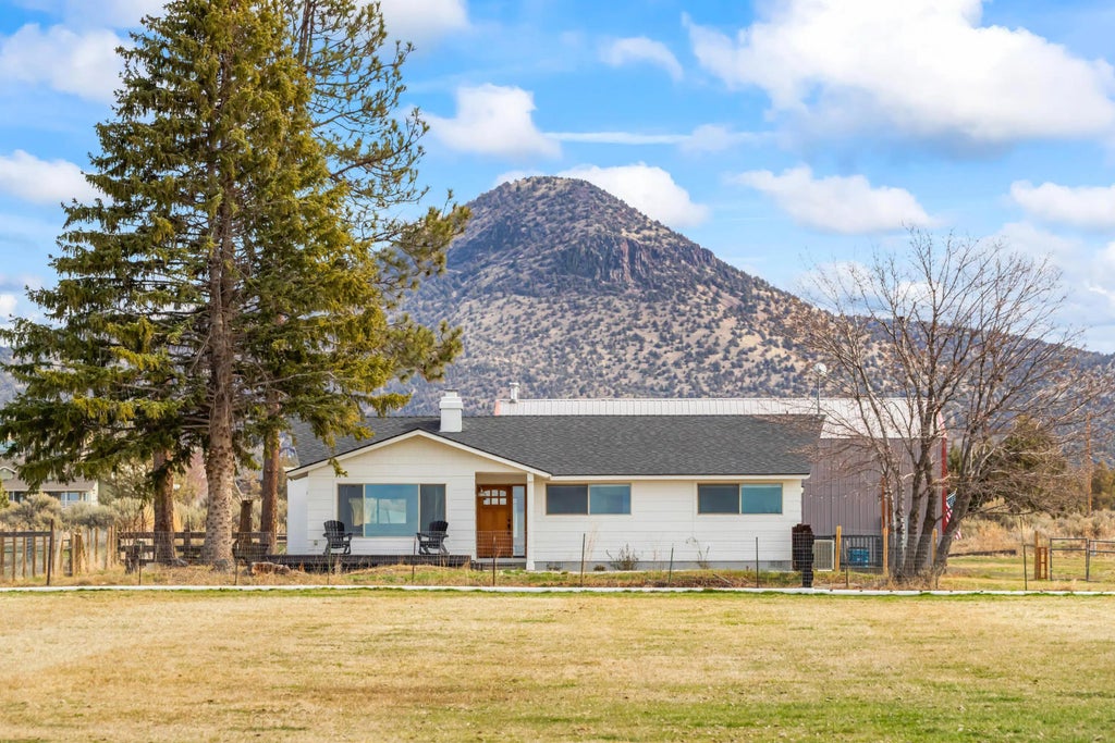 17435 Sw Hahlen Avenue, Powell Butte